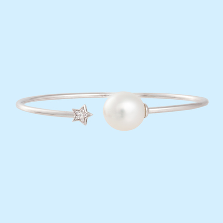 White Gold Bangle w. Diamond Star and White South Sea Pearl